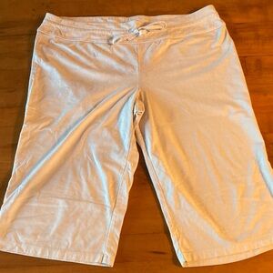 Mix & Co. ladies comfy capris